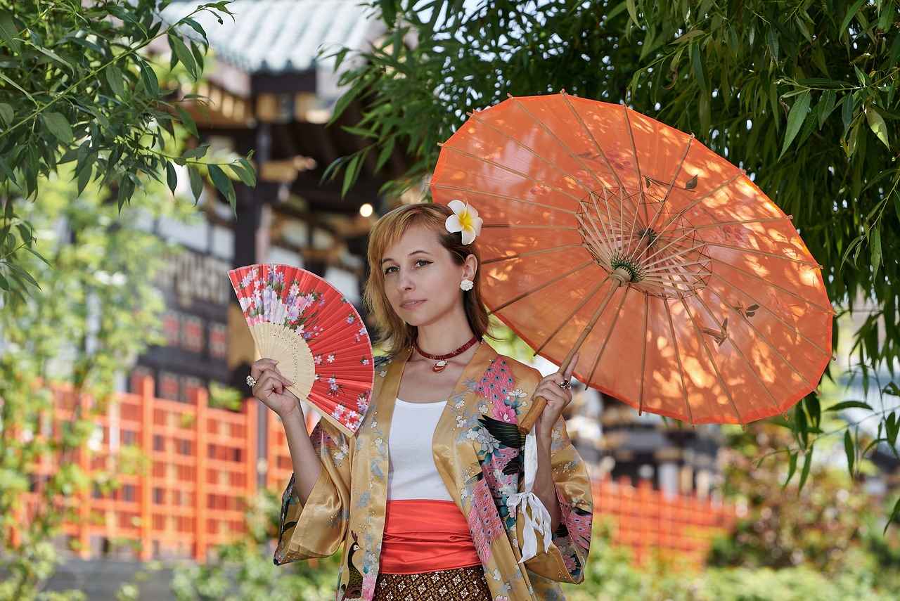 Kimono My House: A Guide to Bringing Japanese Fashion into Your Home 4 DIY Kimono-Inspired Home Projects