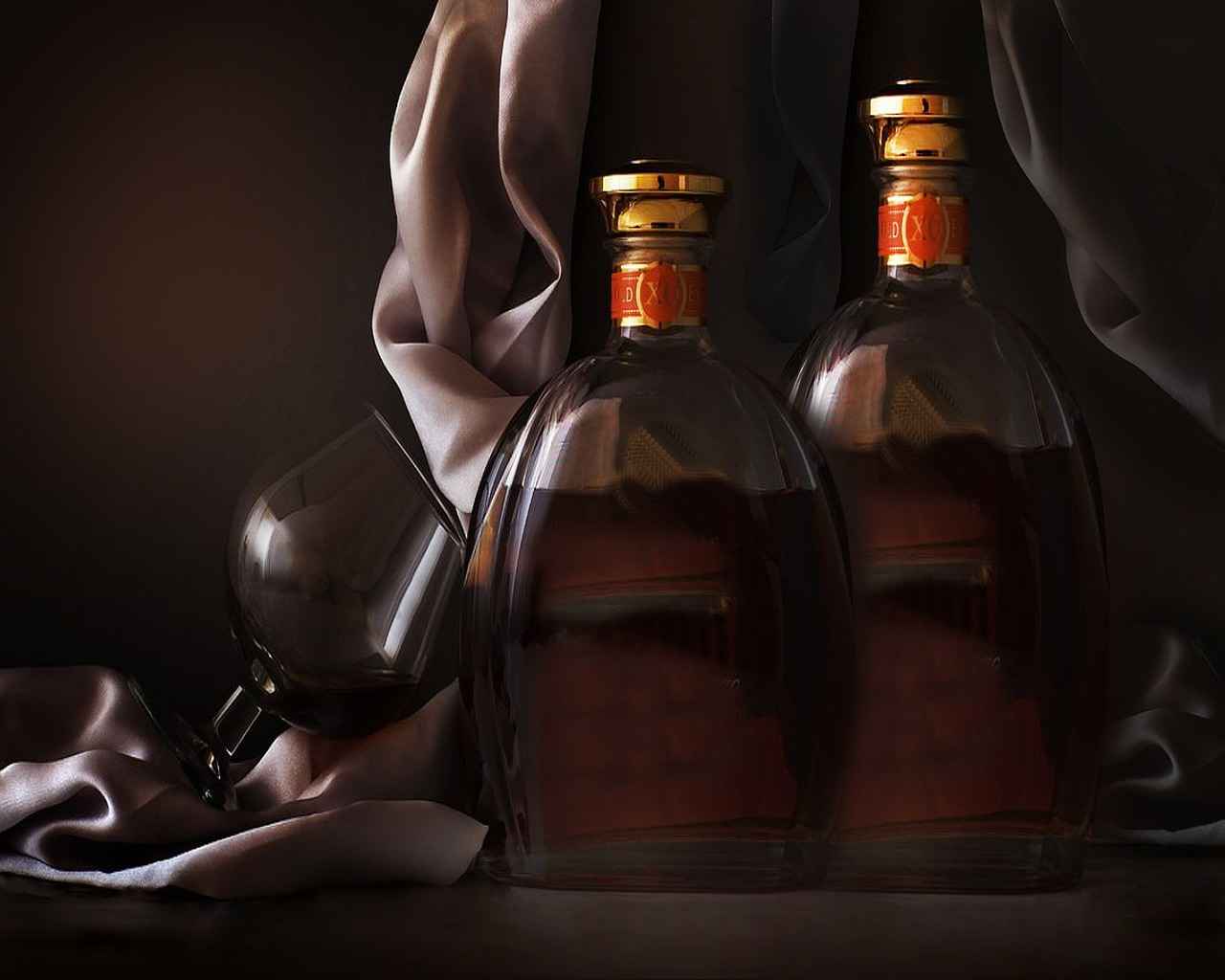 Kimono My House: A Guide to Bringing Japanese Fashion into Your Home 2 Choosing the Right Kimono Fabrics