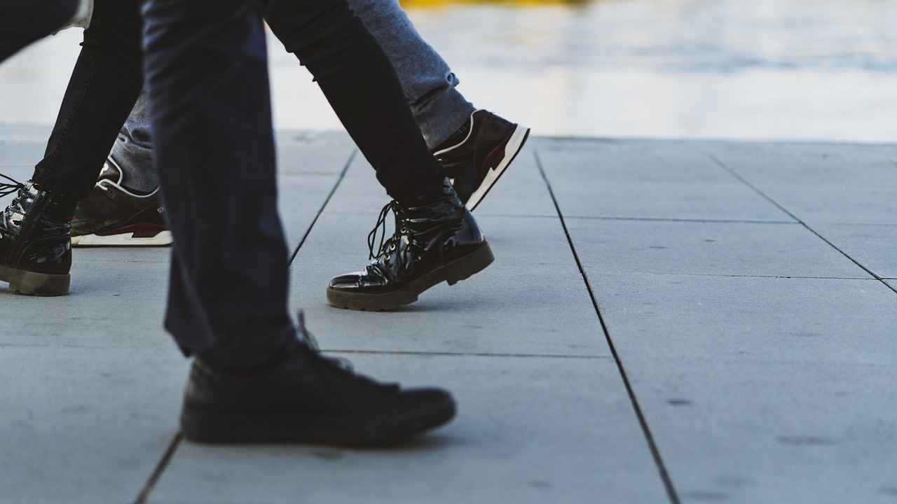 Modern Kimono Footwear Trends