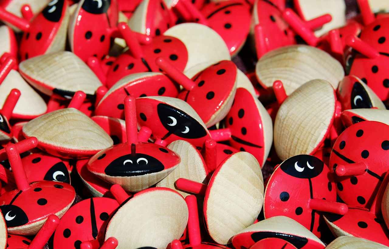 Kimono Top Styles You Should Be Wearing This Season 2 Trending Kimono Top Styles