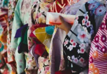 Beginner’s Guide to Launching a Kimono Brand kimono brand, starting a fashion brand, kimono business, fashion startup, beginner fashion guide, Japanese fashion, sustainable kimono, launch clothing line, fashion entrepreneurship, yukata brand, traditional meets modern, small fashion business