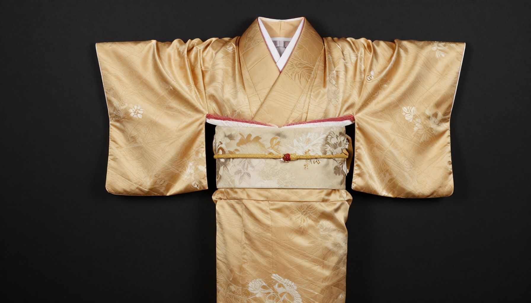 The Artistry of 18th Century Silk Kimono