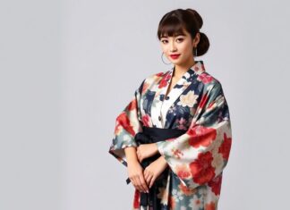 The Timeless Elegance of Kimono Fashion: A Modern Twist on Traditional Style The Timeless Elegance of Kimono Fashion: A Contemporary Take on Traditional Style