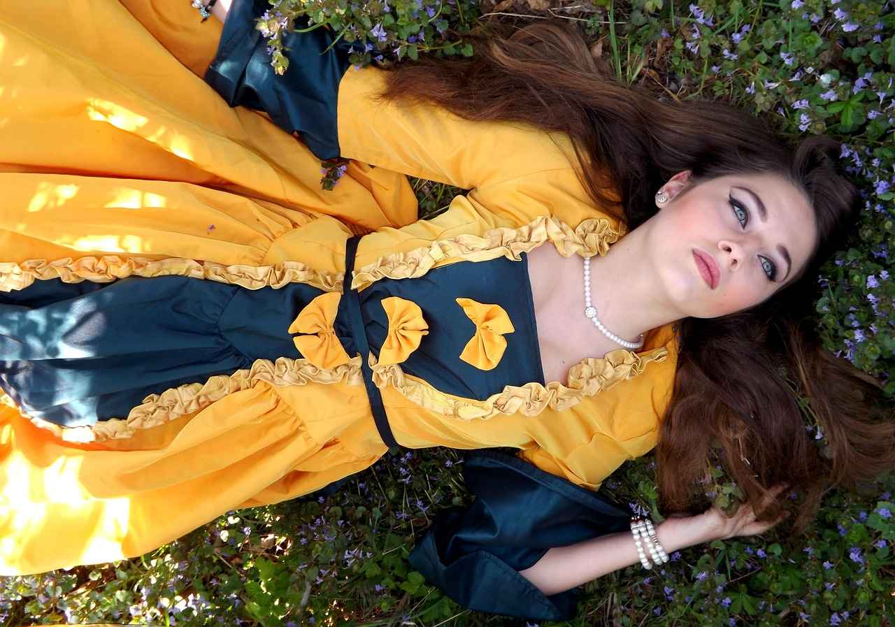 Why Choose a Kimono Dress for Summer Weddings?